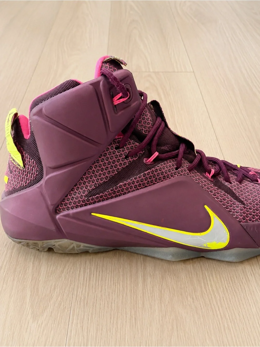 Nike LeBron 12 Double Helix Men’s 13 Basketball Shoes
